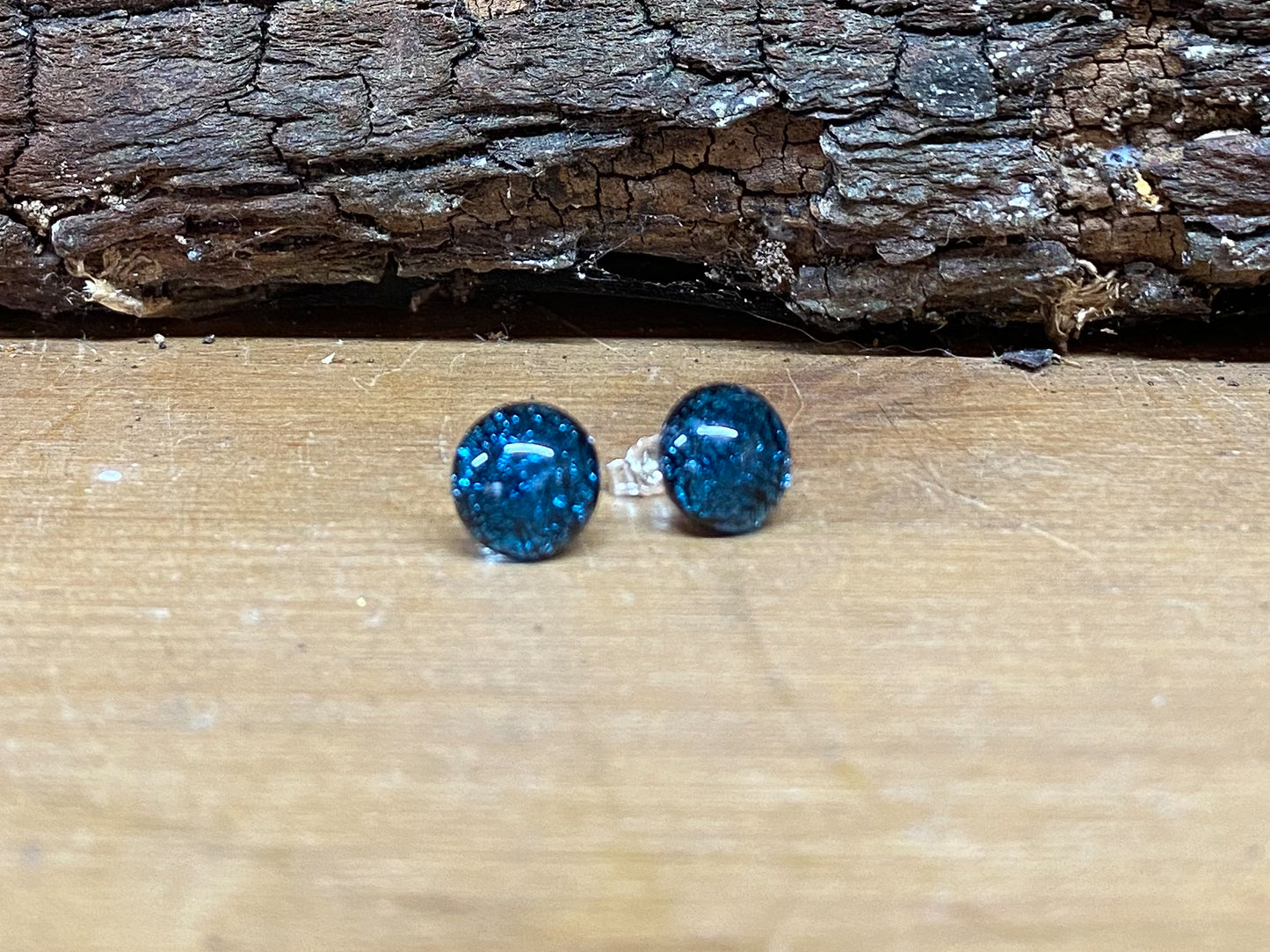 Crinkle Stud Earrings