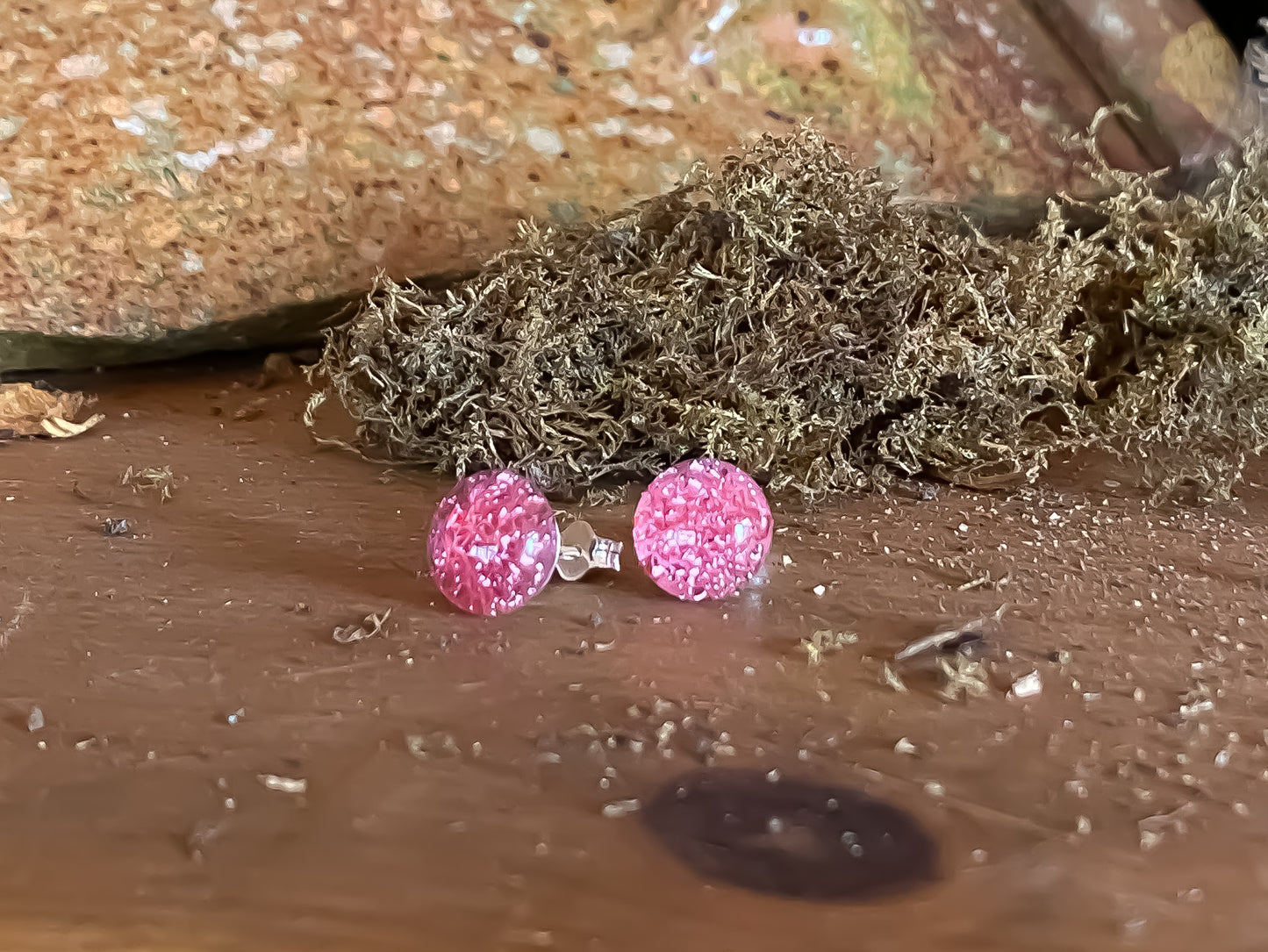 Crackle Stud Earrings